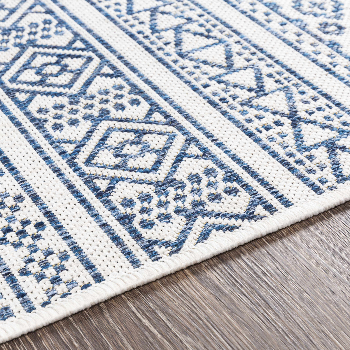 Freshwater White&Blue Outdoor Rug - Clearance
