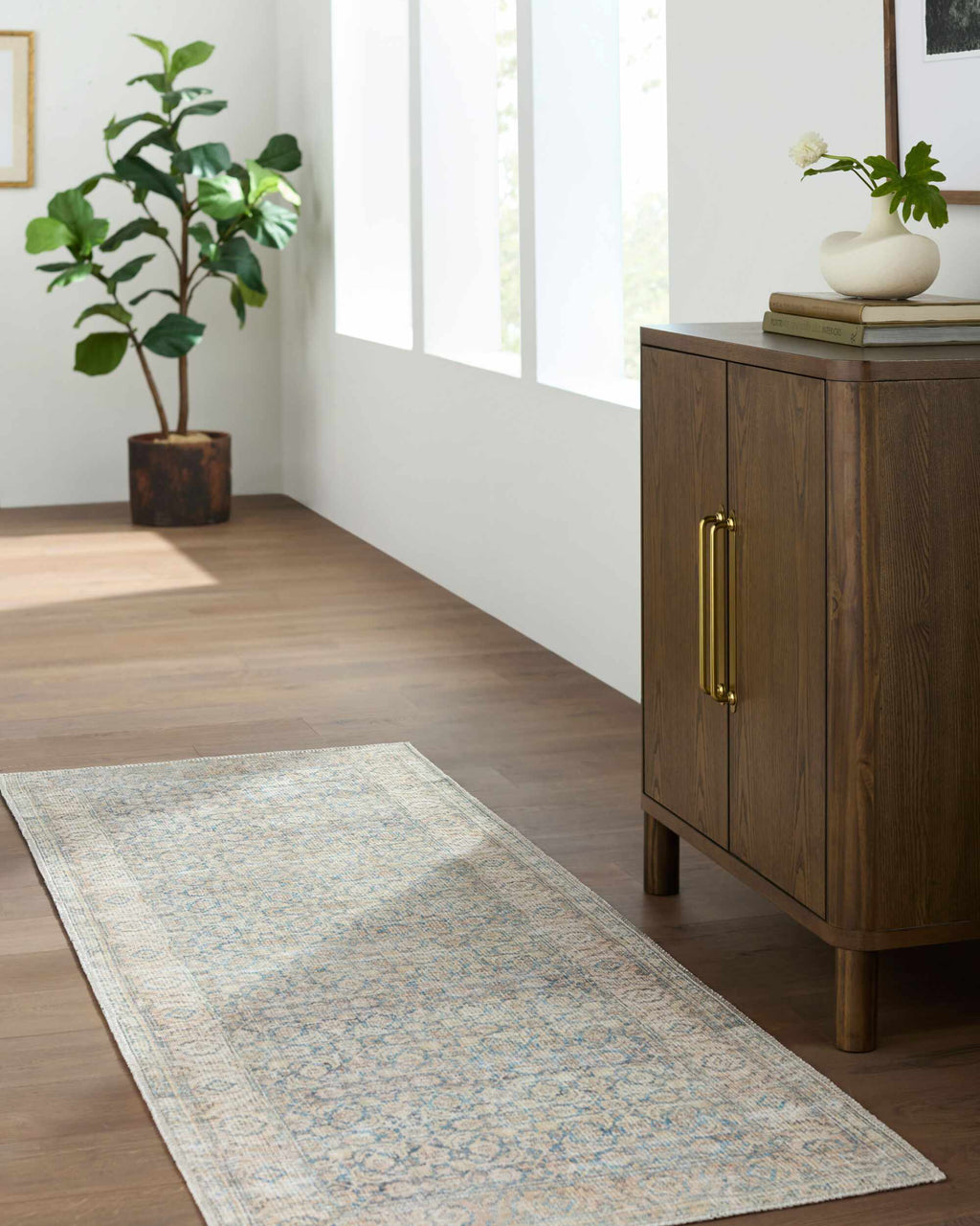 Sylvia Machine Woven  Jenni Yolo Home x LIVABLISS JYSL-2302 Washable Area Rug