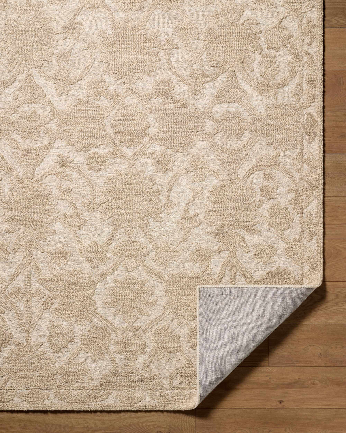 Lanica Hutyno Traditional Handmade Area Rug