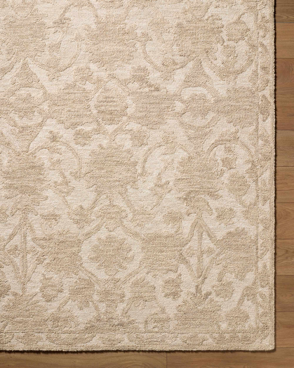 Lanica Hutyno Traditional Handmade Area Rug