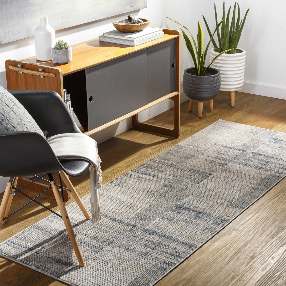 Leechburg Luxe Fringe Rug - Clearance