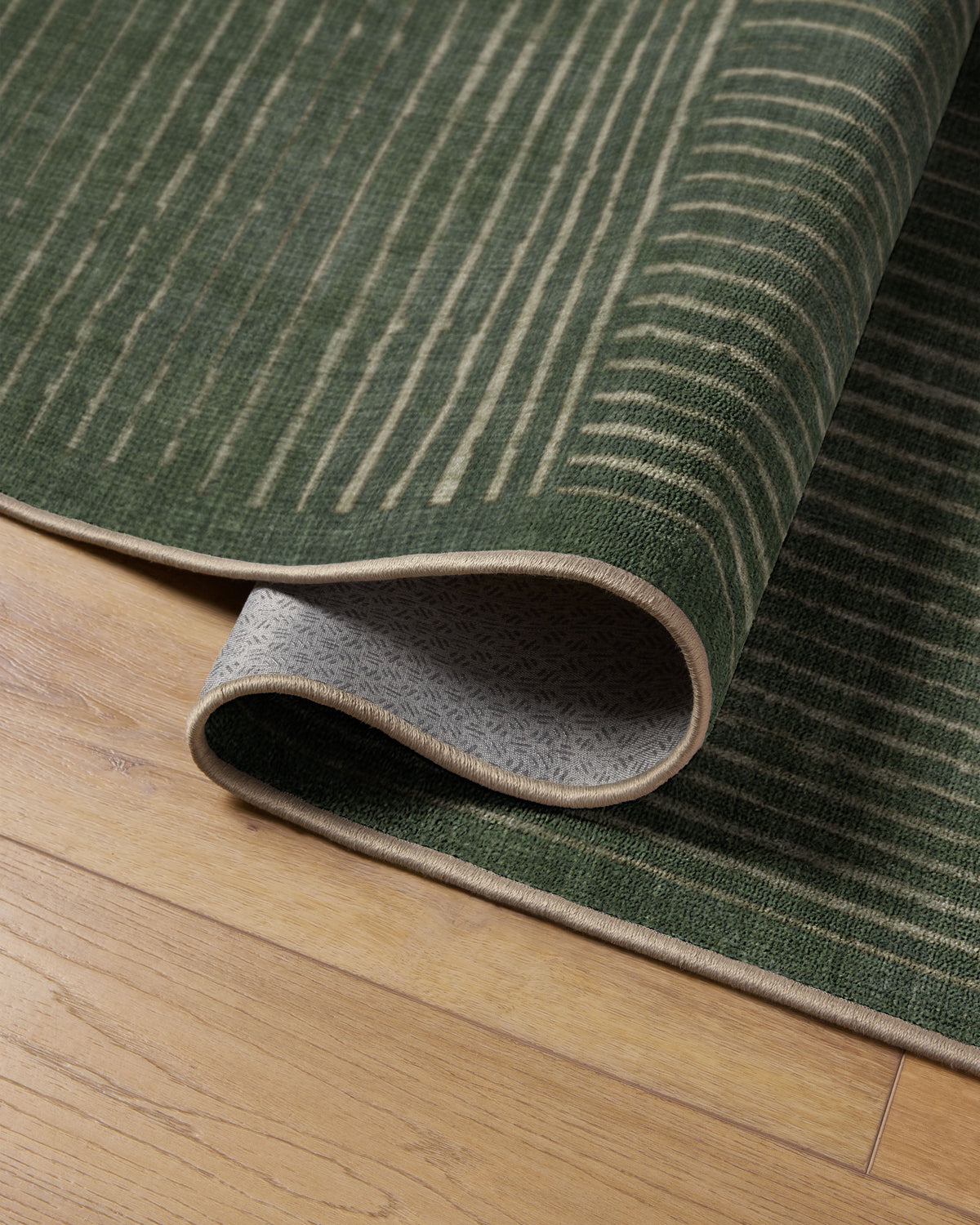 Linear Oasis Green Rug