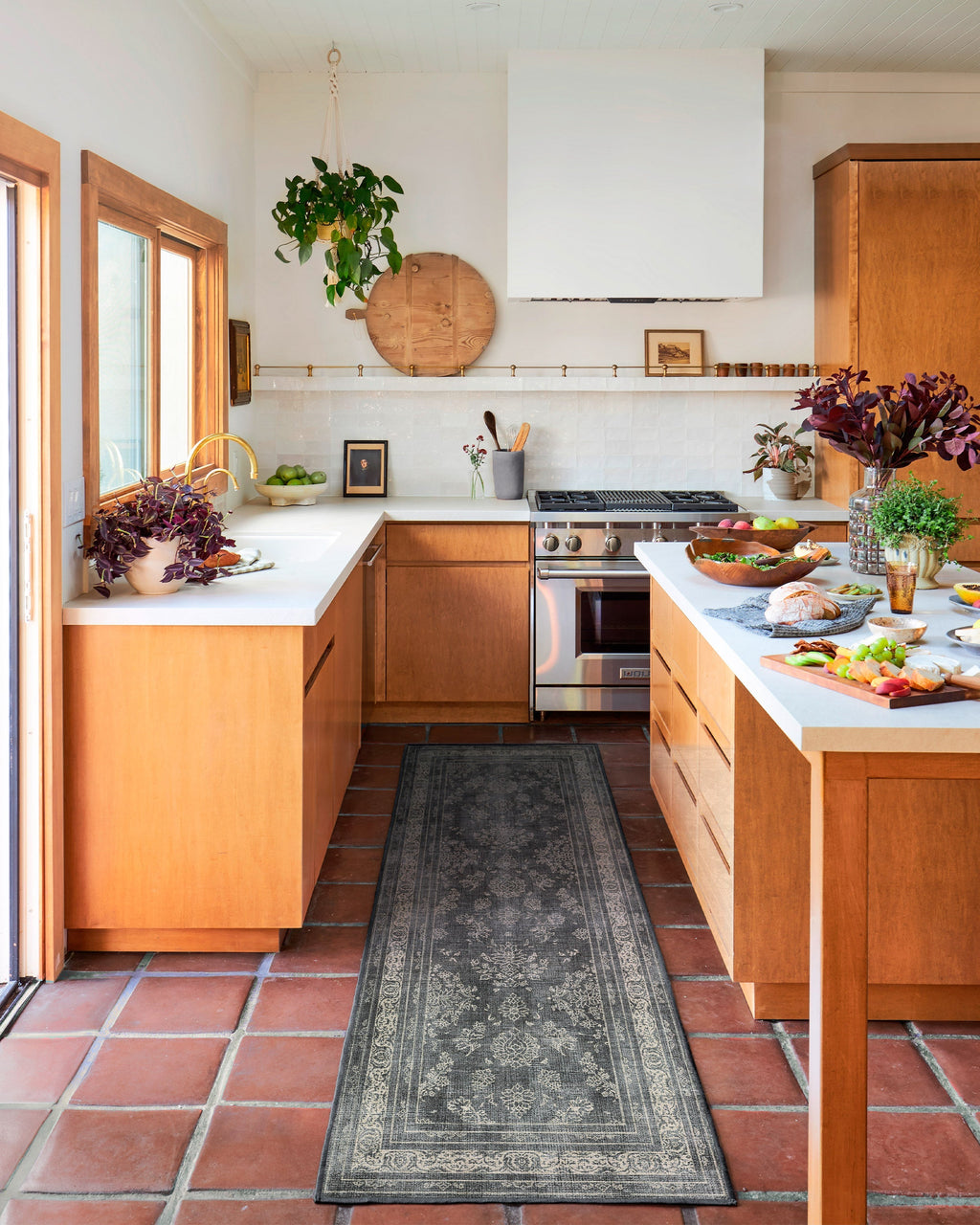 Maelyn Charcoal & Neutral Rug