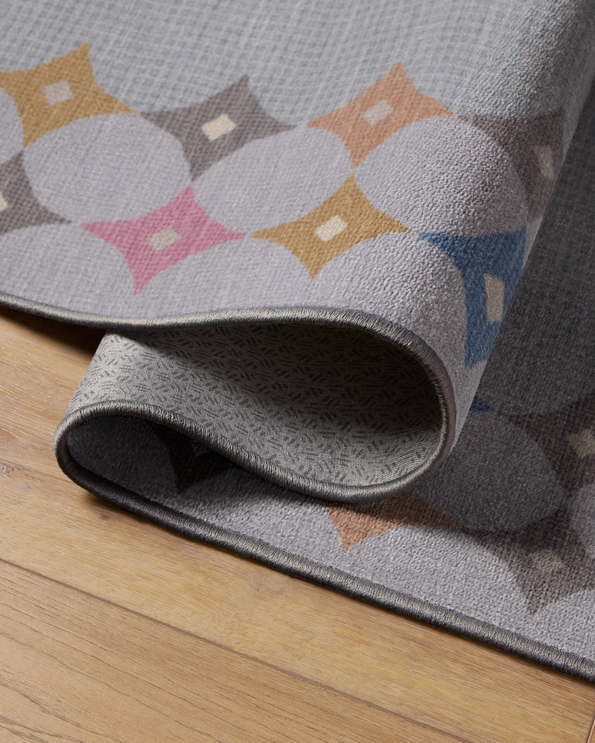 Marquise Border Grey Rug by Jonathan Adler