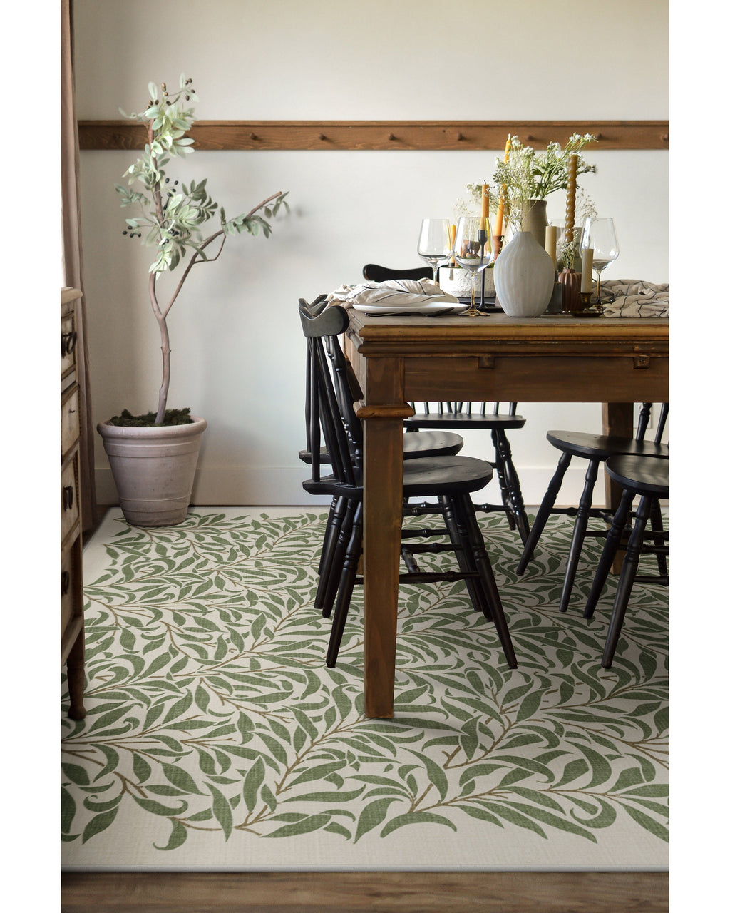 Pure Willow Boughs Green Rug by Morris & Co.