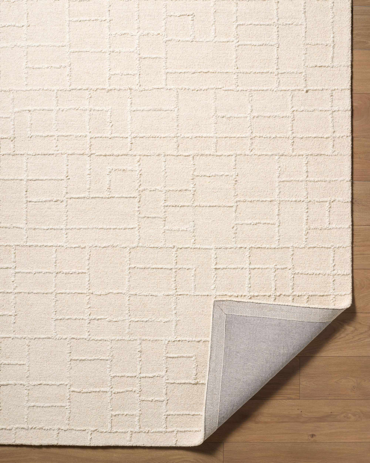 Utsmiyurt Area Rug