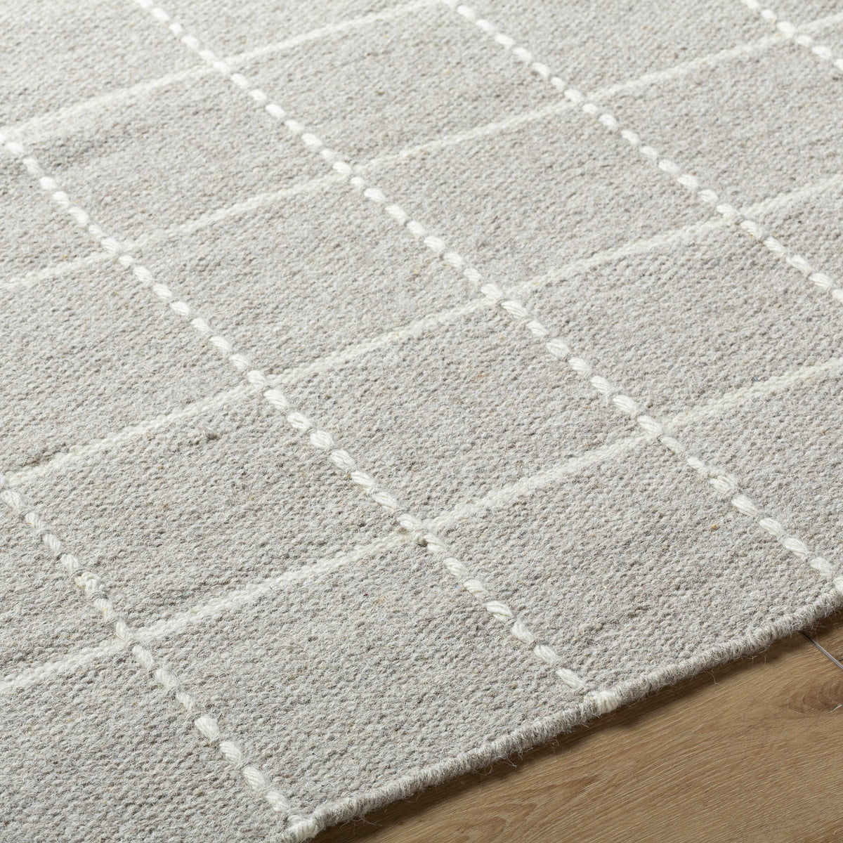 Nissa Sterling Gray Area Rug