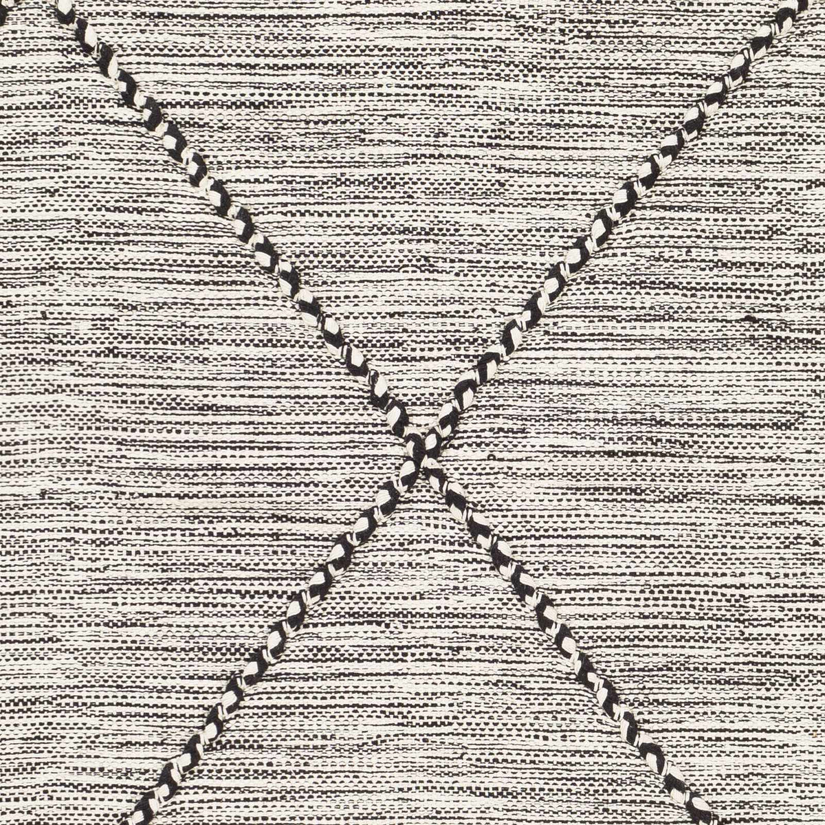 Neal Black/Cream Trellis Cotton Rug with Tassels - Clearance