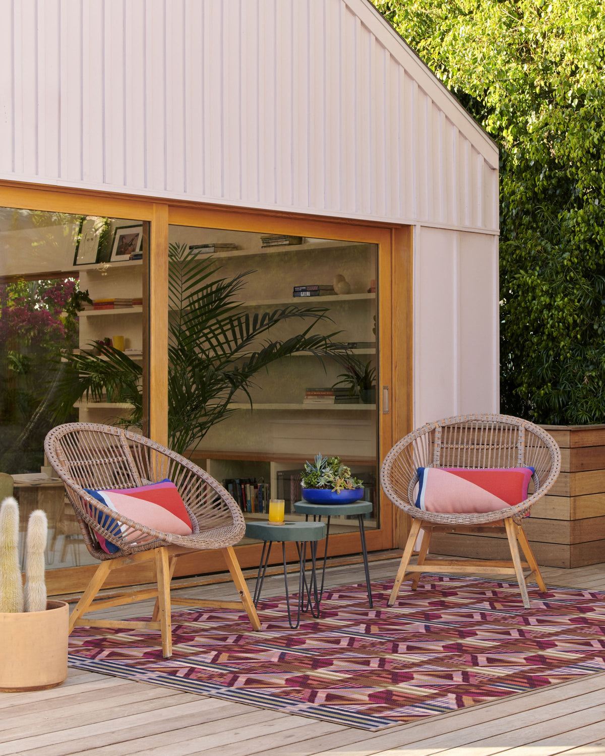 Paloma Berry Multicolor Outdoor Rug