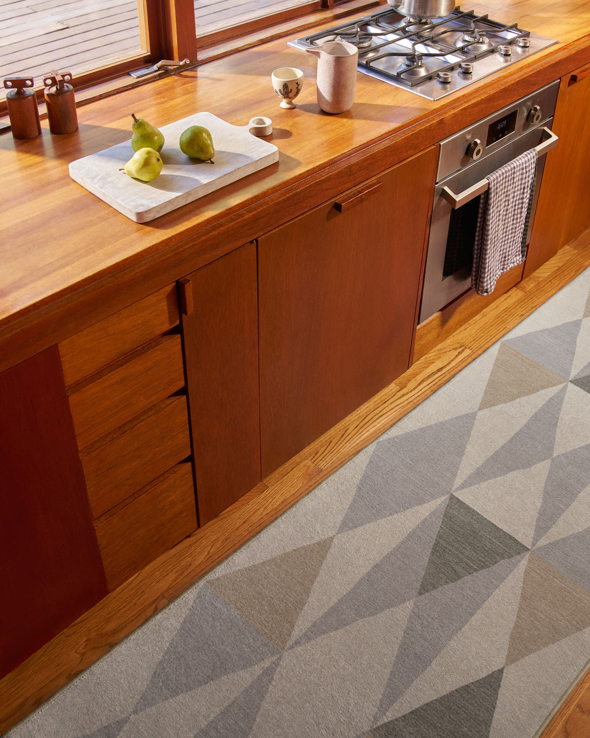 Pennant Grey Flatwoven Rug by Jonathan Adler