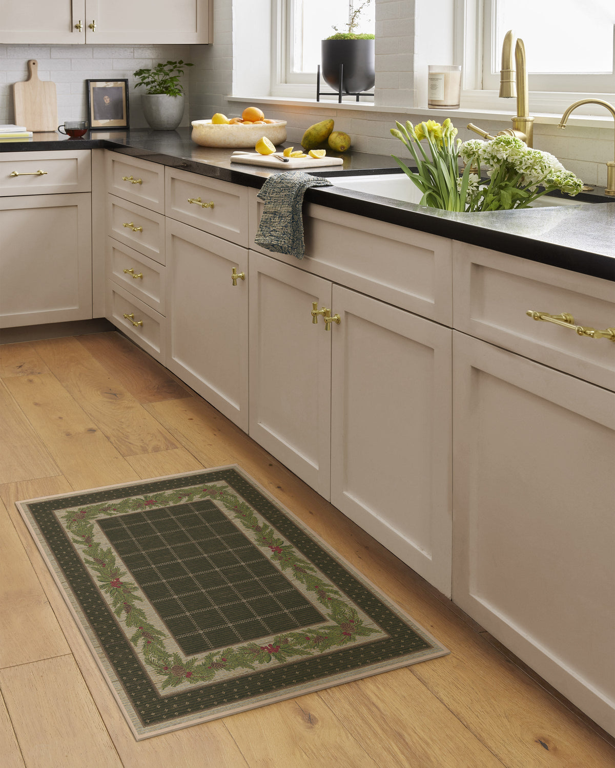 Pine Border Dark Olive Flatwoven Rug