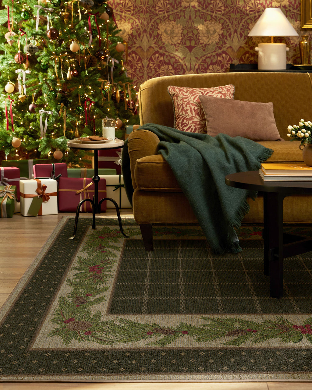 Pine Border Dark Olive Flatwoven Rug
