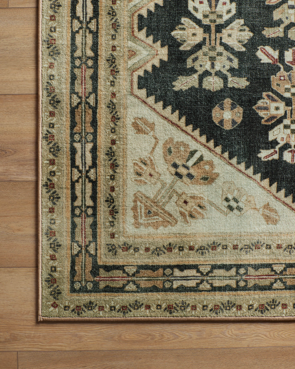Pradera Tan & Soft Black Rug