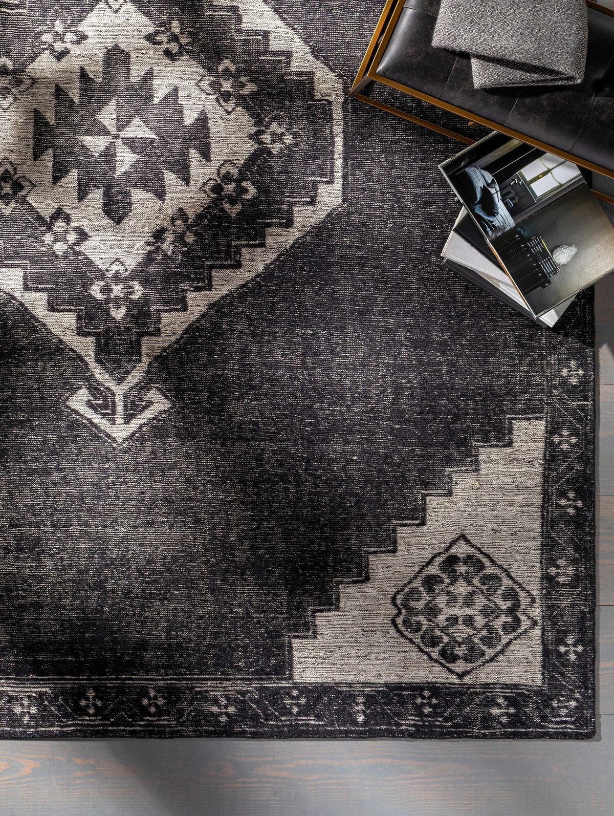 Siraway Handmade Wool Area Rug - Clearance