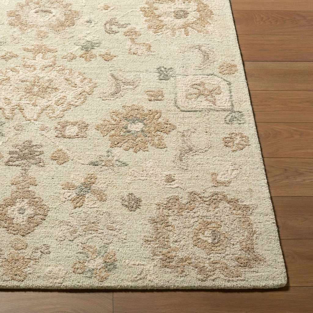 Kyvyne Traditional Handmade Area Rug
