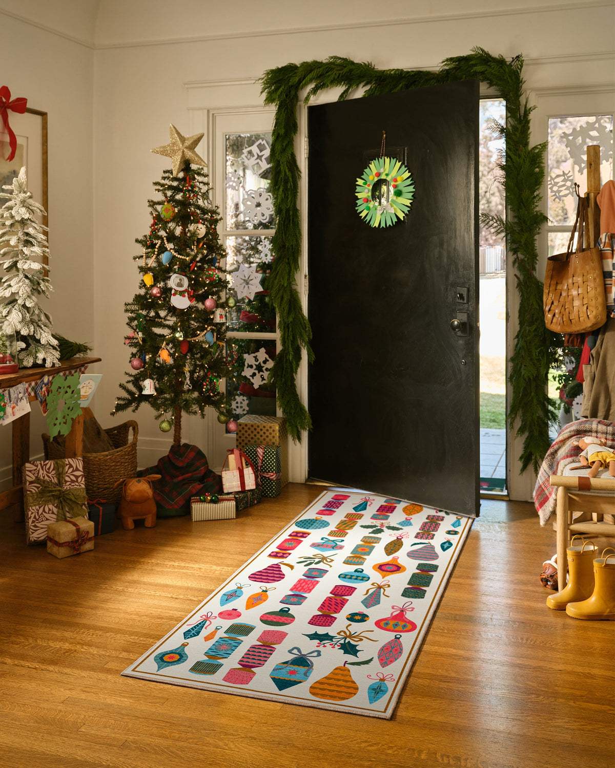 Tidings & Trimmings Cream Rug