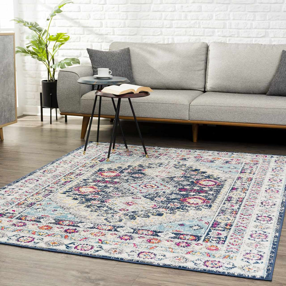 Tigrim 2307 Navy Rug - Clearance